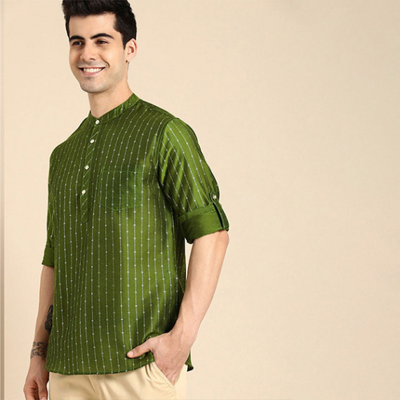 https://www.newfitz.com/products/men-olive-green-gold-toned-ethnic-woven-design-kurta
