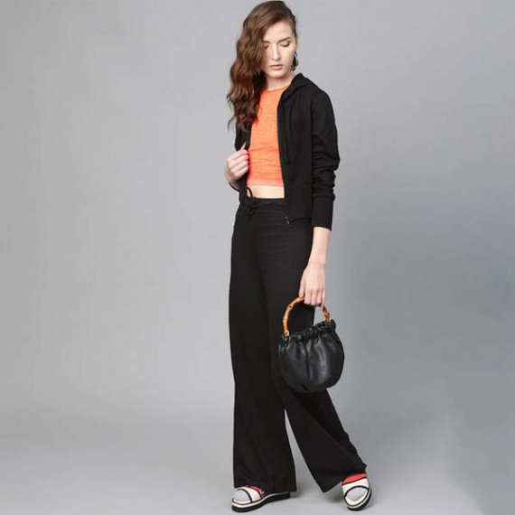 https://www.newfitz.com/products/women-black-regular-fit-solid-wide-leg-track-pants