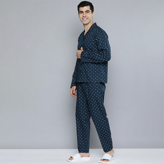https://www.newfitz.com/products/men-navy-blue-white-printed-pure-cotton-night-suit
