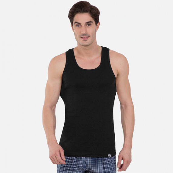 https://www.newfitz.com/products/men-black-solid-racer-back-innerwear-vest-9922-0105