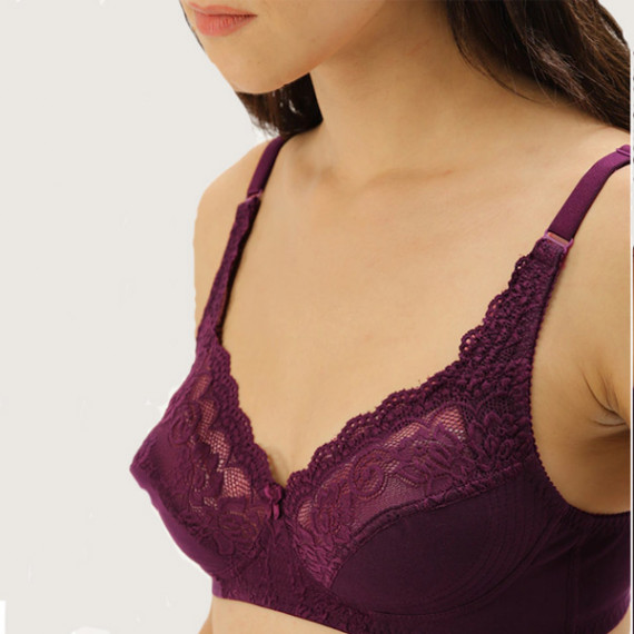 https://www.newfitz.com/products/lace-non-wired-non-padded-everyday-bra-db-bf-005c
